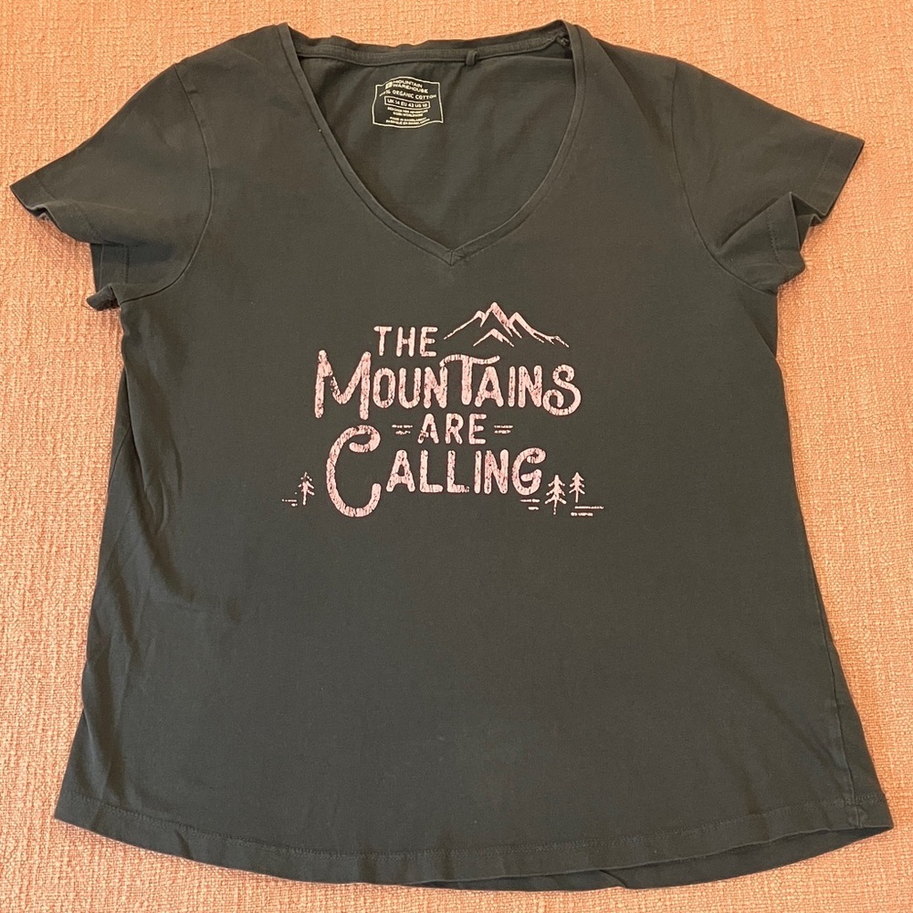 Organic cotton “the mountains are calling” graphic short sleeve t-shirt - Picture 1 of 12